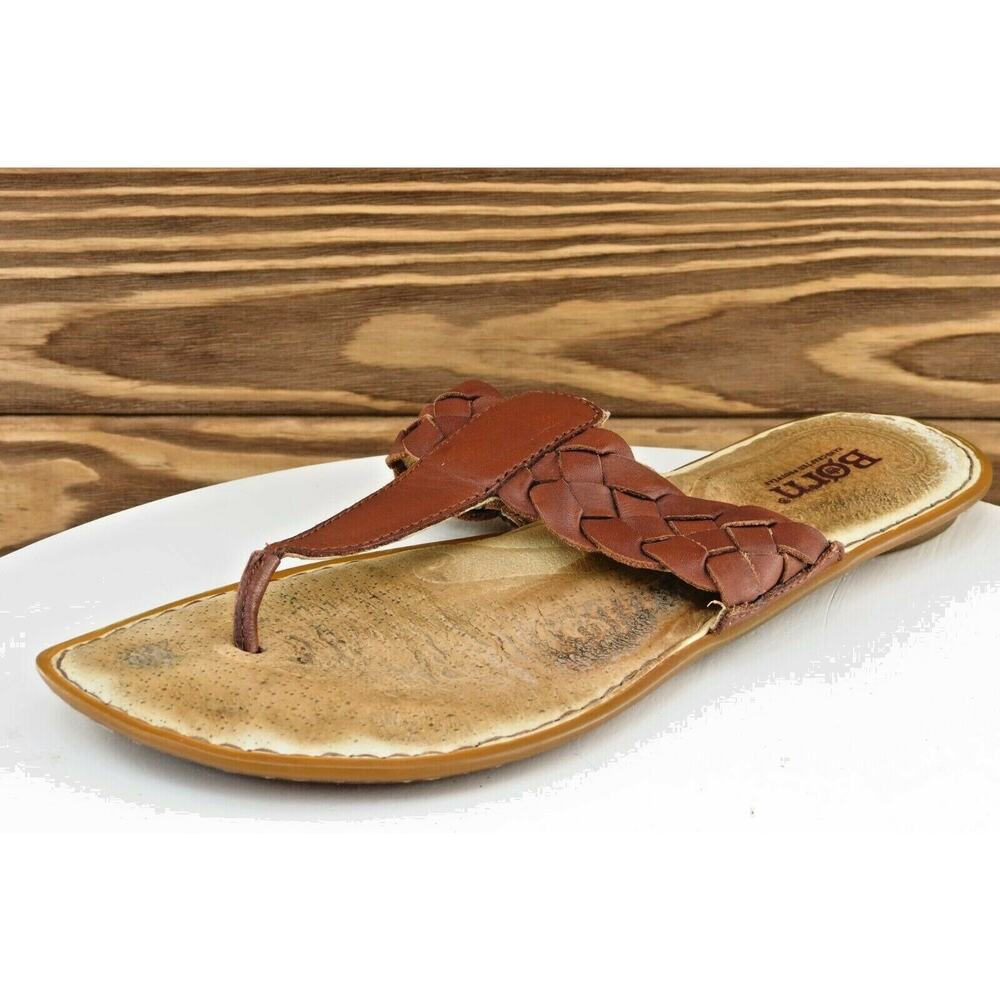 Born Size 7 M Brown Flip Flop Leather Women Sandal Shoes 95326